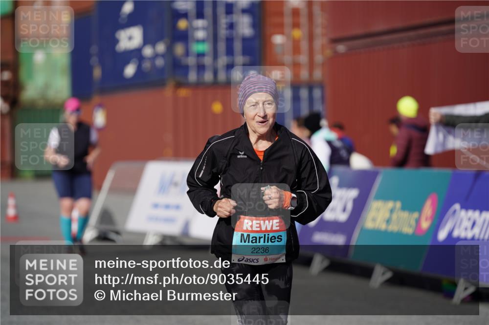 03.10.2025 - Köhlbrandbrückenlauf Michael Burmester http://msf.ph/oto/9035445 03.10.2025 10:50:26 Ziel 2236, 3173 meine-sportfotos.de