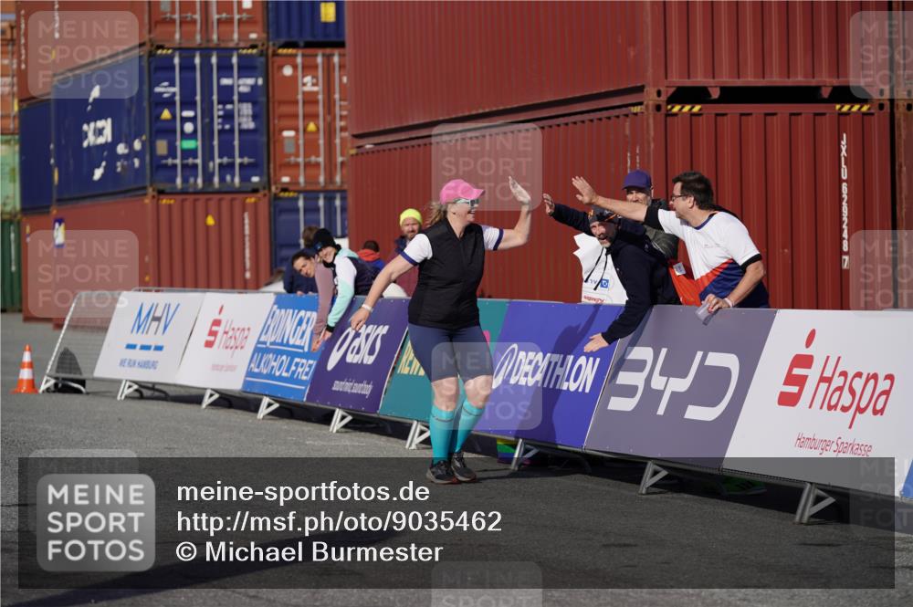 03.10.2025 - Köhlbrandbrückenlauf Michael Burmester http://msf.ph/oto/9035462 03.10.2025 10:50:30 Ziel 3173 meine-sportfotos.de