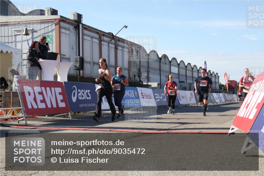 03.10.2025 - Köhlbrandbrückenlauf Luisa Fischer http://msf.ph/oto/9035472 03.10.2025 13:19:25 Ziel 4593, 4691, 4725, 4828, 4971, 4996, 5009, 5405, 5443, 5451, 5578, 5853, 6057, 6225, 6226, 6230, 6576, 6753, 6776 meine-sportfotos.de