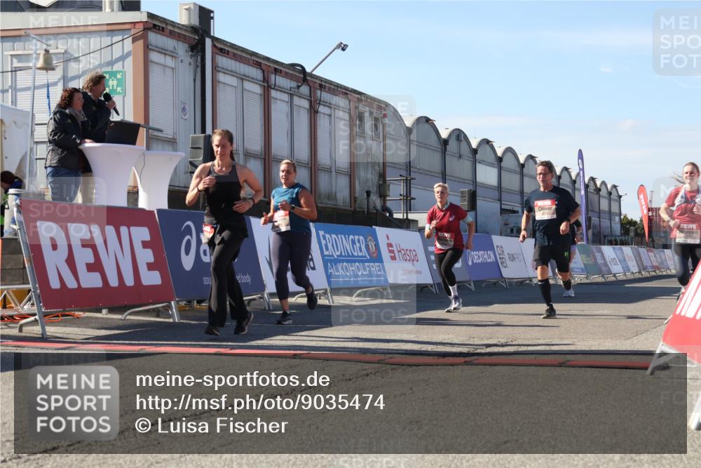 03.10.2025 - Köhlbrandbrückenlauf Luisa Fischer http://msf.ph/oto/9035474 03.10.2025 13:19:25 Ziel 4593, 4691, 4725, 4828, 4971, 4996, 5009, 5405, 5443, 5451, 5578, 5853, 6057, 6225, 6226, 6230, 6576, 6753, 6776 meine-sportfotos.de