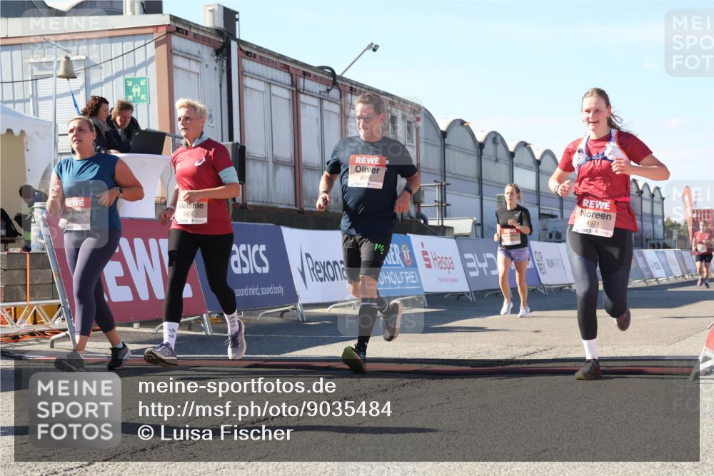 03.10.2025 - Köhlbrandbrückenlauf Luisa Fischer http://msf.ph/oto/9035484 03.10.2025 13:19:27 Ziel 4593, 4691, 4725, 4971, 4996, 5009, 5405, 5443, 5451, 5578, 6057, 6225, 6226, 6230, 6576, 6753, 6776 meine-sportfotos.de
