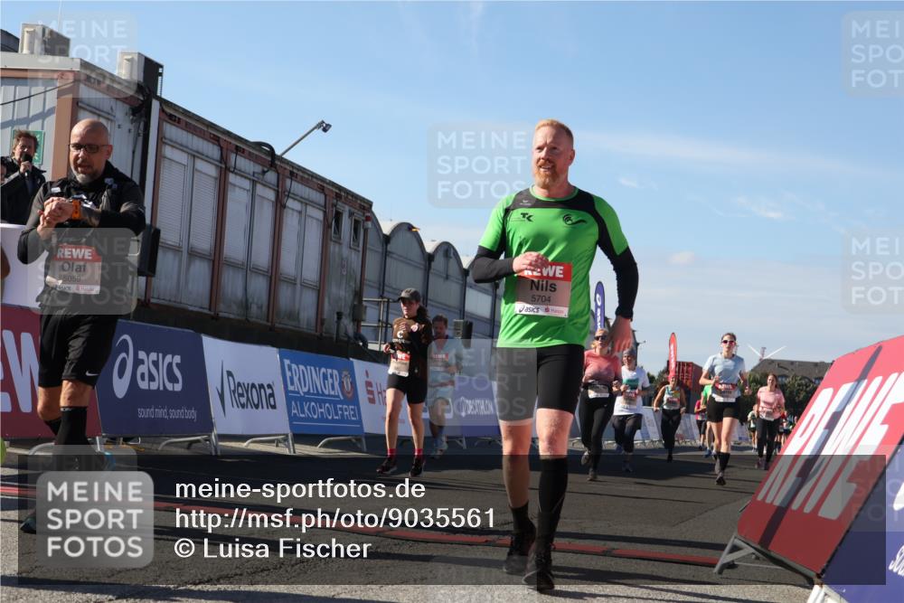 03.10.2025 - Köhlbrandbrückenlauf Luisa Fischer http://msf.ph/oto/9035561 03.10.2025 13:19:50 Ziel 4376, 4539, 4981, 5047, 5059, 5148, 5647, 5648, 5650, 5704, 5841, 5931, 5975, 6068, 6382, 6383, 6414, 6509, 6567, 6568, 6600, 6660, 6663, 6730 meine-sportfotos.de