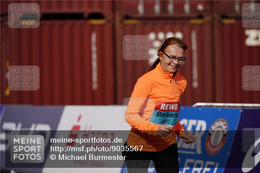 03.10.2025 - Köhlbrandbrückenlauf Michael Burmester http://msf.ph/oto/9035567 03.10.2025 10:51:20 Ziel 2669 meine-sportfotos.de
