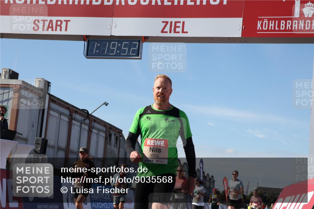 03.10.2025 - Köhlbrandbrückenlauf Luisa Fischer http://msf.ph/oto/9035568 03.10.2025 13:19:51 Ziel 4376, 4539, 4981, 5047, 5059, 5148, 5647, 5648, 5650, 5656, 5657, 5704, 5841, 5931, 6068, 6414, 6509, 6567, 6568, 6660, 6663, 6730 meine-sportfotos.de