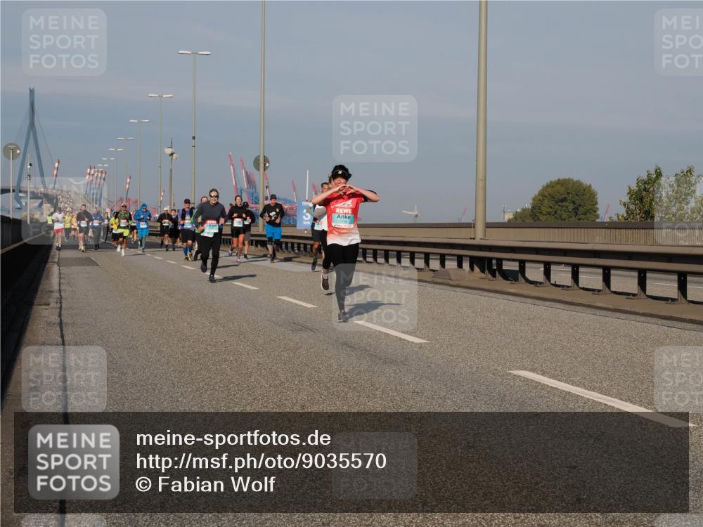 03.10.2025 - Köhlbrandbrückenlauf Fabian Wolf http://msf.ph/oto/9035570 03.10.2025 09:50:11 Position 3  meine-sportfotos.de
