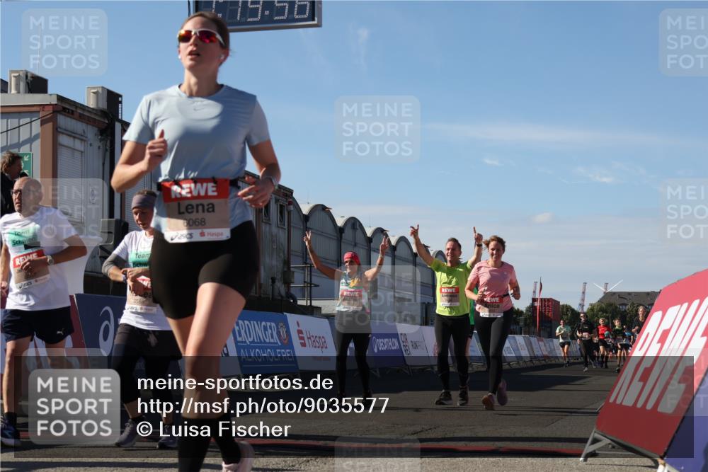 03.10.2025 - Köhlbrandbrückenlauf Luisa Fischer http://msf.ph/oto/9035577 03.10.2025 13:19:55 Ziel 4376, 4539, 4721, 5059, 5656, 5657, 5658, 5704, 5841, 6068, 6414, 6509, 6567, 6568, 6660, 6663, 6730 meine-sportfotos.de
