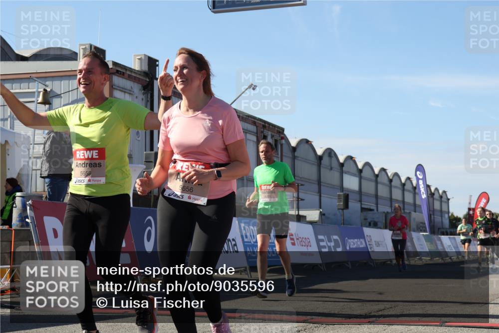 03.10.2025 - Köhlbrandbrückenlauf Luisa Fischer http://msf.ph/oto/9035596 03.10.2025 13:19:58 Ziel 4376, 4433, 4539, 4721, 5059, 5175, 5656, 5657, 5658, 5704, 5841, 6068, 6414, 6567, 6568, 6649, 6660, 6663, 6730 meine-sportfotos.de