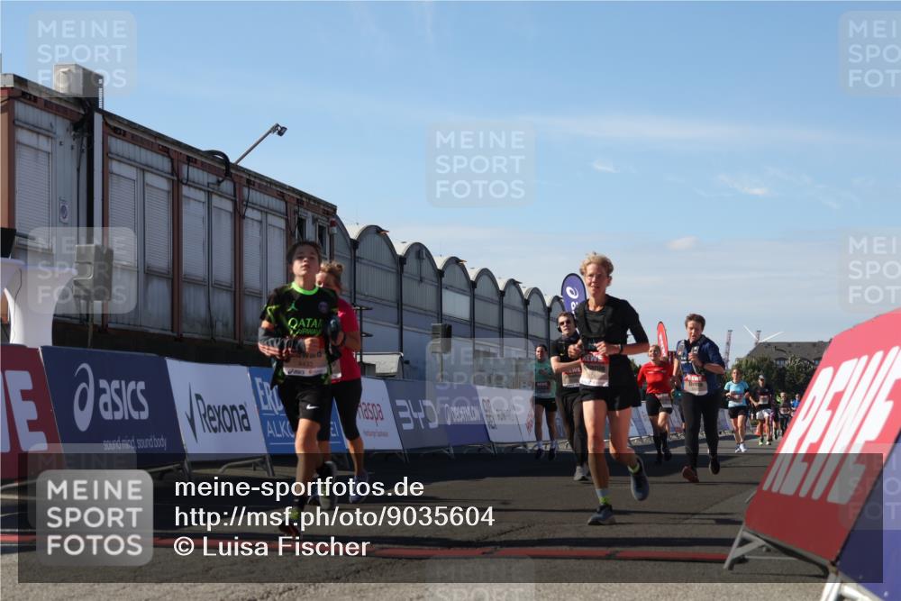 03.10.2025 - Köhlbrandbrückenlauf Luisa Fischer http://msf.ph/oto/9035604 03.10.2025 13:20:02 Ziel 4433, 4721, 5037, 5175, 5328, 5456, 5481, 5656, 5657, 5658, 5841, 6068, 6414, 6567, 6568, 6589, 6649, 6663 meine-sportfotos.de