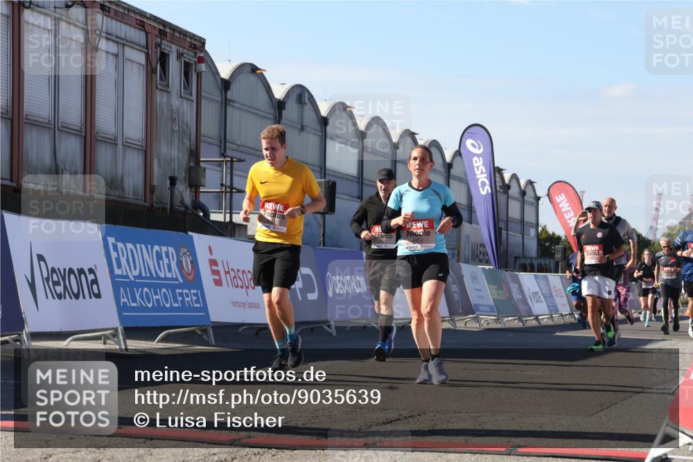 03.10.2025 - Köhlbrandbrückenlauf Luisa Fischer http://msf.ph/oto/9035639 03.10.2025 13:20:09 Ziel 4397, 4402, 4433, 4565, 4721, 4779, 5037, 5175, 5328, 5456, 5481, 6589, 6649 meine-sportfotos.de