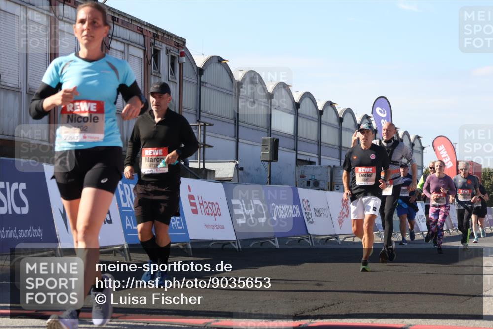 03.10.2025 - Köhlbrandbrückenlauf Luisa Fischer http://msf.ph/oto/9035653 03.10.2025 13:20:12 Ziel 4397, 4402, 4433, 4565, 4779, 4994, 5037, 5175, 5328, 5456, 5481, 5672, 5683, 5850, 6136, 6589, 6649 meine-sportfotos.de
