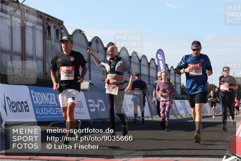 03.10.2025 - Köhlbrandbrückenlauf Luisa Fischer http://msf.ph/oto/9035666 03.10.2025 13:20:14 Ziel 4397, 4402, 4565, 4779, 4994, 5037, 5160, 5175, 5328, 5456, 5481, 5672, 5683, 5850, 6035, 6136, 6589, 6649 meine-sportfotos.de