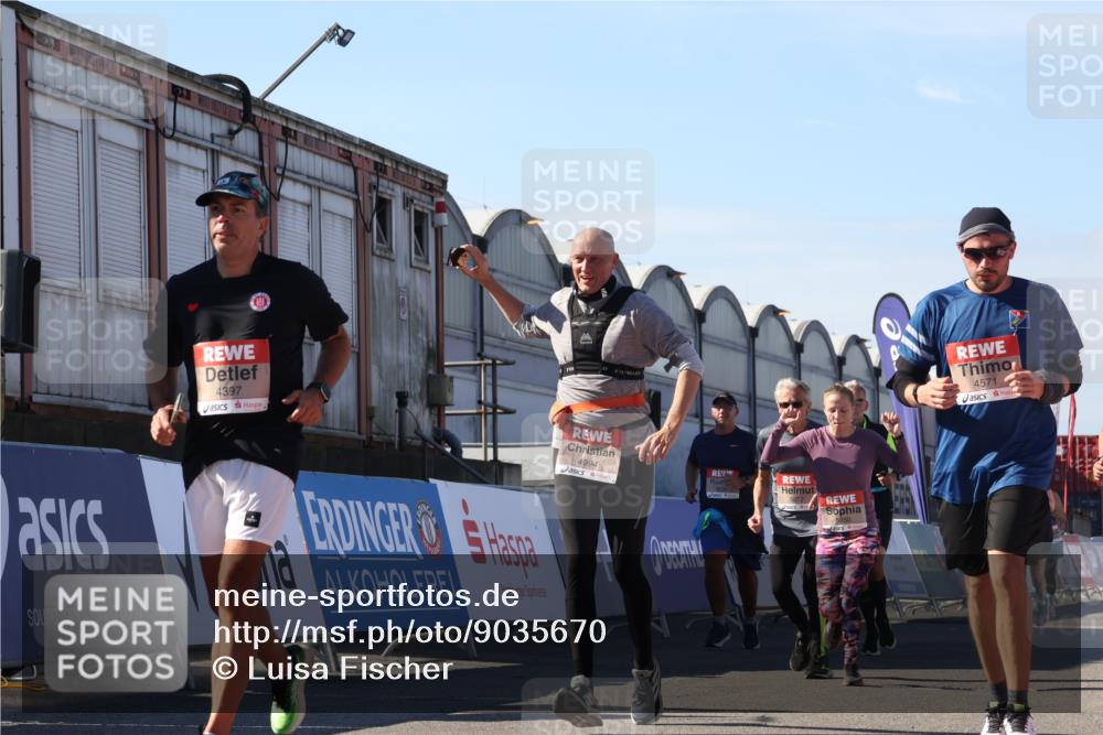 03.10.2025 - Köhlbrandbrückenlauf Luisa Fischer http://msf.ph/oto/9035670 03.10.2025 13:20:14 Ziel 4397, 4402, 4565, 4779, 4994, 5037, 5160, 5175, 5328, 5456, 5481, 5672, 5683, 5850, 6035, 6136, 6589, 6649 meine-sportfotos.de