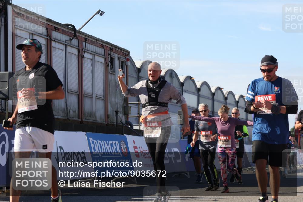 03.10.2025 - Köhlbrandbrückenlauf Luisa Fischer http://msf.ph/oto/9035672 03.10.2025 13:20:15 Ziel 4397, 4402, 4565, 4779, 4994, 5037, 5144, 5160, 5328, 5456, 5481, 5672, 5683, 5850, 6035, 6136, 6589 meine-sportfotos.de