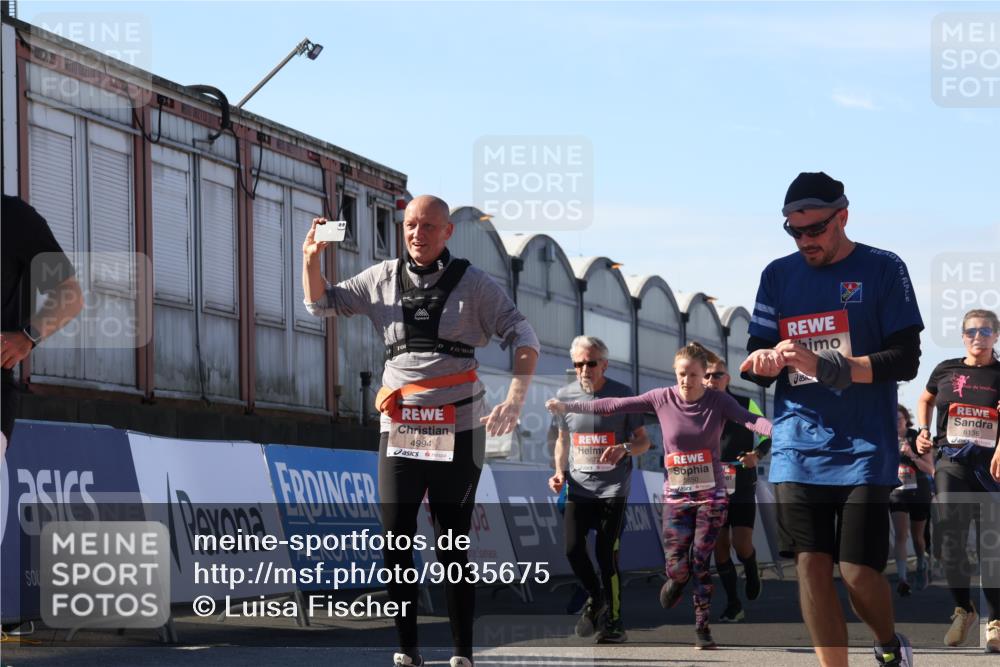 03.10.2025 - Köhlbrandbrückenlauf Luisa Fischer http://msf.ph/oto/9035675 03.10.2025 13:20:15 Ziel 4397, 4402, 4565, 4779, 4994, 5037, 5144, 5160, 5328, 5456, 5481, 5672, 5683, 5850, 6035, 6136, 6589 meine-sportfotos.de
