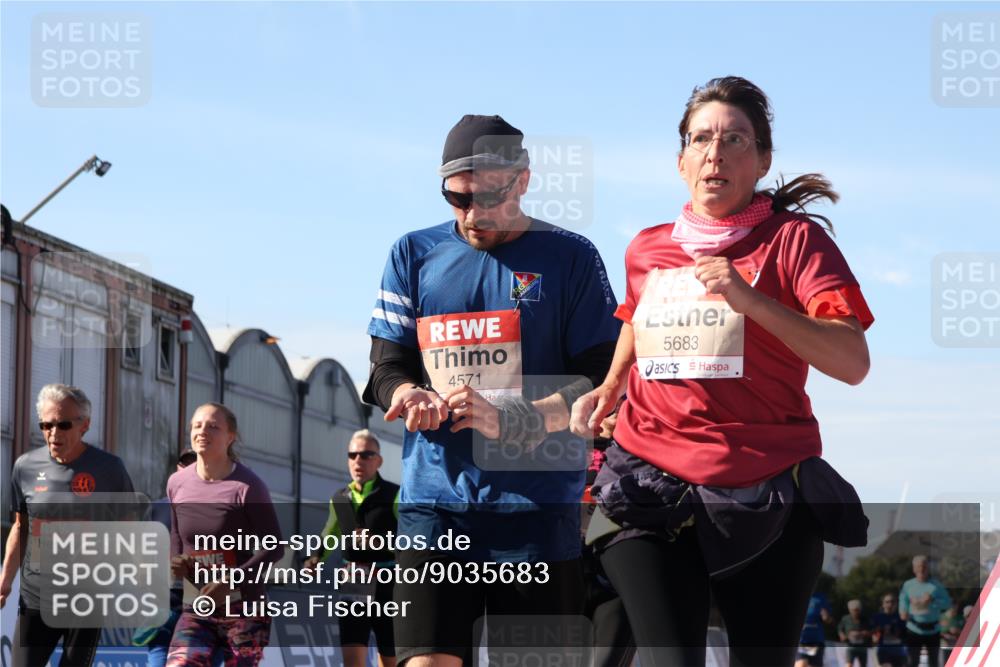 03.10.2025 - Köhlbrandbrückenlauf Luisa Fischer http://msf.ph/oto/9035683 03.10.2025 13:20:16 Ziel 4397, 4402, 4565, 4571, 4779, 4994, 5144, 5160, 5328, 5456, 5481, 5672, 5683, 5850, 6035, 6136, 6589 meine-sportfotos.de