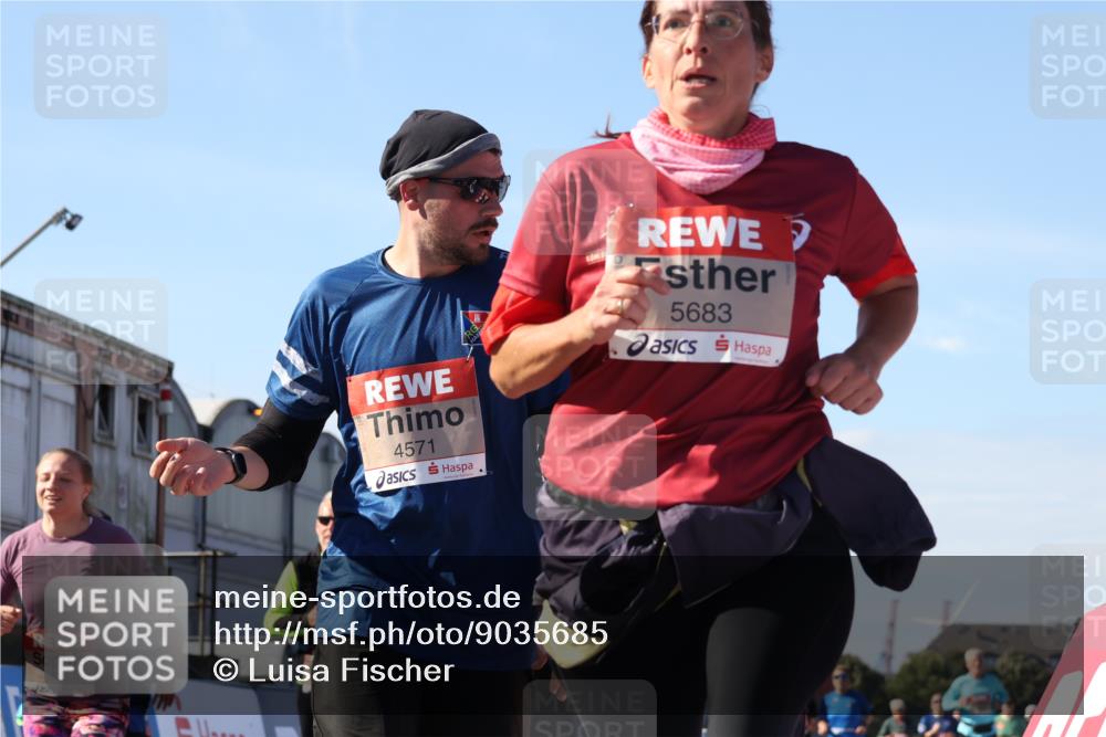 03.10.2025 - Köhlbrandbrückenlauf Luisa Fischer http://msf.ph/oto/9035685 03.10.2025 13:20:17 Ziel 4397, 4402, 4565, 4571, 4779, 4994, 5144, 5160, 5456, 5481, 5672, 5683, 5850, 6035, 6136, 6589 meine-sportfotos.de