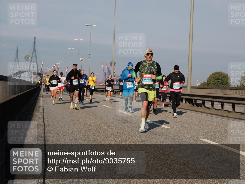 03.10.2025 - Köhlbrandbrückenlauf Fabian Wolf http://msf.ph/oto/9035755 03.10.2025 09:50:23 Position 3 1346 meine-sportfotos.de