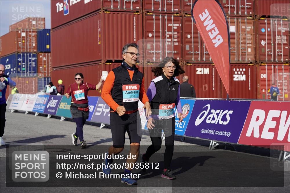 03.10.2025 - Köhlbrandbrückenlauf Michael Burmester http://msf.ph/oto/9035812 03.10.2025 10:52:19 Ziel 2357, 2623 meine-sportfotos.de