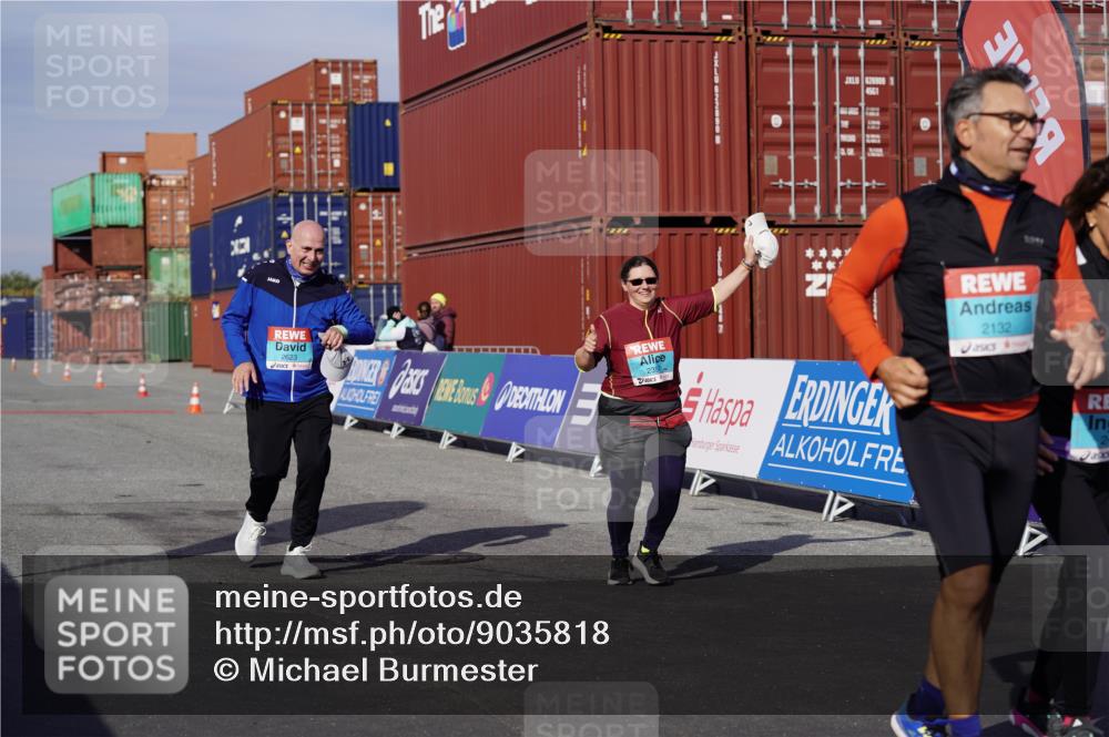 03.10.2025 - Köhlbrandbrückenlauf Michael Burmester http://msf.ph/oto/9035818 03.10.2025 10:52:20 Ziel 2357, 2623 meine-sportfotos.de