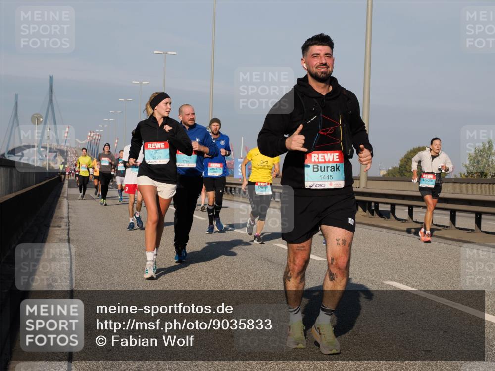 03.10.2025 - Köhlbrandbrückenlauf Fabian Wolf http://msf.ph/oto/9035833 03.10.2025 09:50:29 Position 3 3753, 3764, 1445, 3335 meine-sportfotos.de