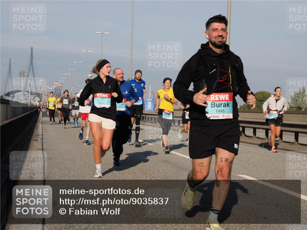 03.10.2025 - Köhlbrandbrückenlauf Fabian Wolf http://msf.ph/oto/9035837 03.10.2025 09:50:29 Position 3 3753, 3764, 333, 1445 meine-sportfotos.de