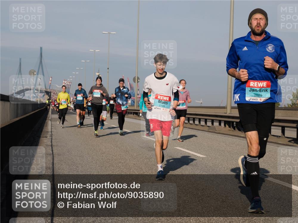 03.10.2025 - Köhlbrandbrückenlauf Fabian Wolf http://msf.ph/oto/9035890 03.10.2025 09:50:32 Position 3 2728, 2029 meine-sportfotos.de