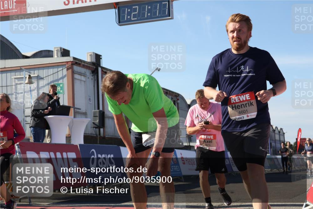 03.10.2025 - Köhlbrandbrückenlauf Luisa Fischer http://msf.ph/oto/9035900 03.10.2025 13:21:16 Ziel 4363, 4379, 4393, 4601, 4749, 4838, 4846, 5265, 5450, 5618, 5746, 5873, 5878, 5882, 5883, 6262, 6282, 6602, 6756 meine-sportfotos.de