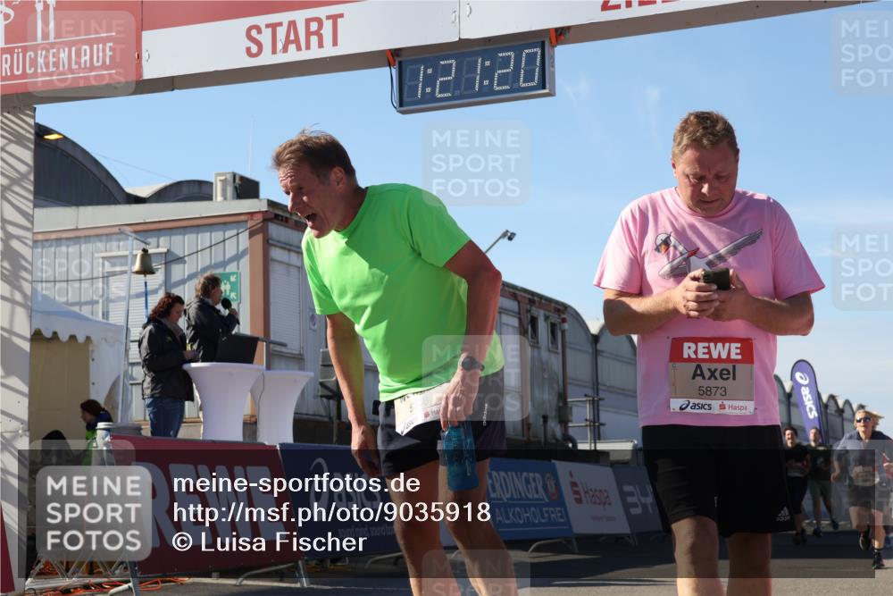 03.10.2025 - Köhlbrandbrückenlauf Luisa Fischer http://msf.ph/oto/9035918 03.10.2025 13:21:18 Ziel 4363, 4379, 4393, 4601, 4749, 4838, 4846, 5265, 5450, 5618, 5725, 5746, 5873, 5878, 5882, 5883, 6262, 6602, 6675, 6676, 6679, 6756 meine-sportfotos.de