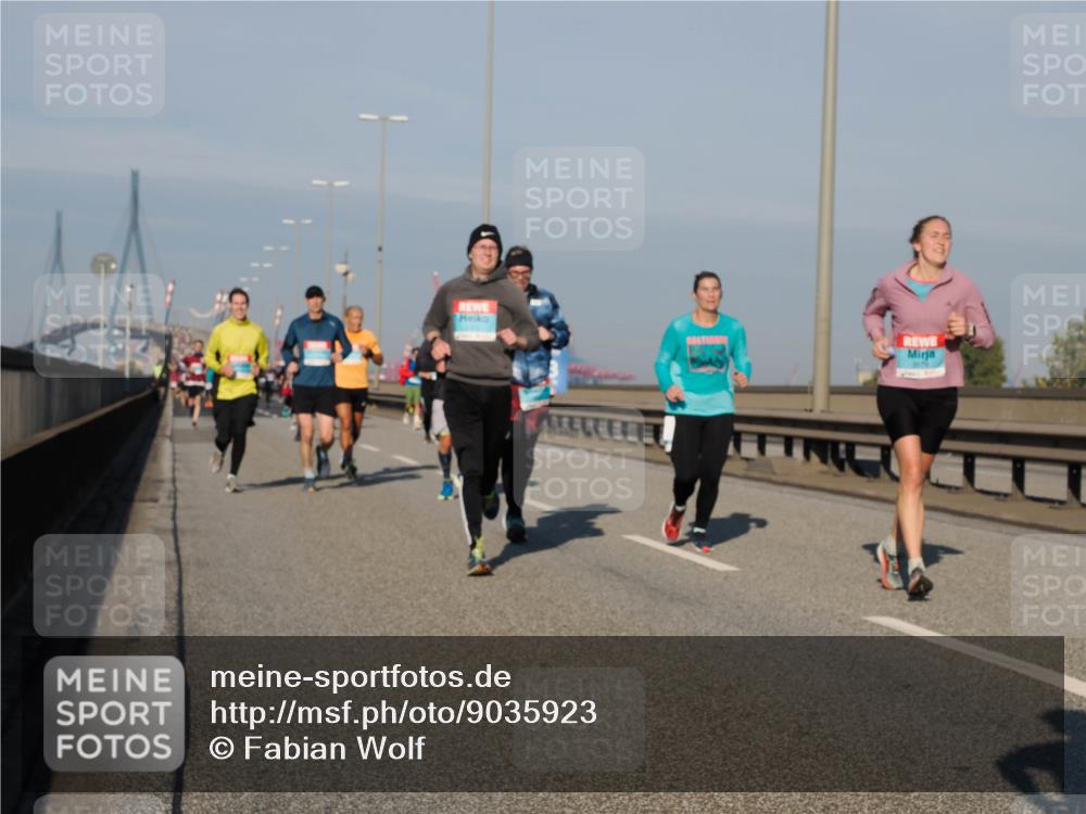 03.10.2025 - Köhlbrandbrückenlauf Fabian Wolf http://msf.ph/oto/9035923 03.10.2025 09:50:34 Position 3  meine-sportfotos.de