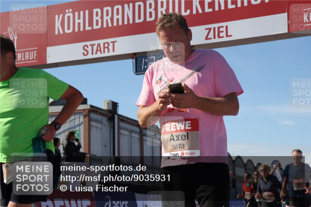 03.10.2025 - Köhlbrandbrückenlauf Luisa Fischer http://msf.ph/oto/9035931 03.10.2025 13:21:20 Ziel 4363, 4379, 4393, 4601, 4838, 4846, 5265, 5450, 5506, 5618, 5725, 5746, 5873, 5878, 5882, 5883, 6040, 6221, 6262, 6602, 6675, 6676, 6679, 6802 meine-sportfotos.de