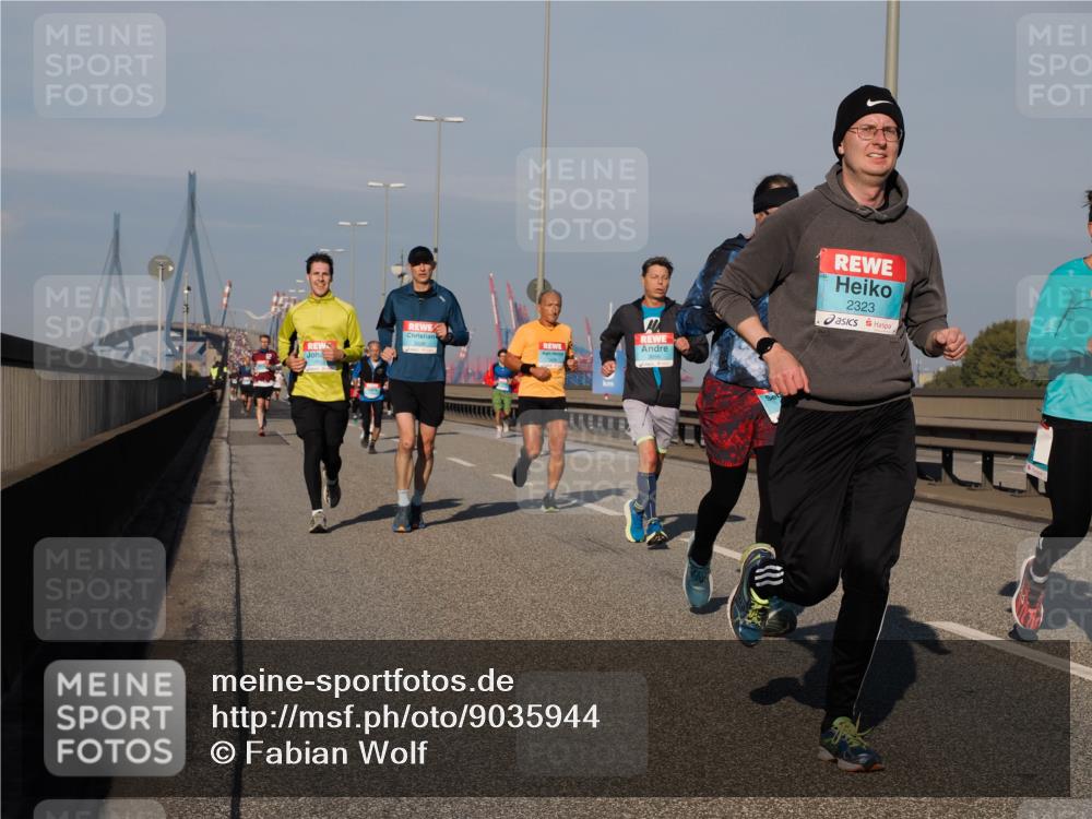 03.10.2025 - Köhlbrandbrückenlauf Fabian Wolf http://msf.ph/oto/9035944 03.10.2025 09:50:36 Position 3 2323 meine-sportfotos.de