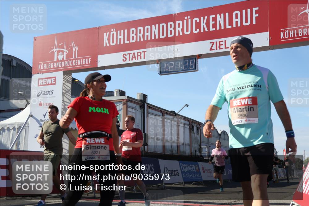 03.10.2025 - Köhlbrandbrückenlauf Luisa Fischer http://msf.ph/oto/9035973 03.10.2025 13:21:27 Ziel 4367, 4379, 4838, 4917, 5149, 5483, 5506, 5725, 5871, 6040, 6132, 6186, 6221, 6675, 6676, 6679, 6802 meine-sportfotos.de
