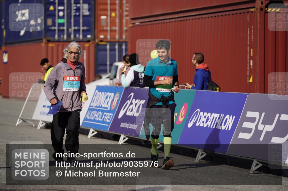 03.10.2025 - Köhlbrandbrückenlauf Michael Burmester http://msf.ph/oto/9035976 03.10.2025 10:53:23 Ziel 2611, 3774 meine-sportfotos.de