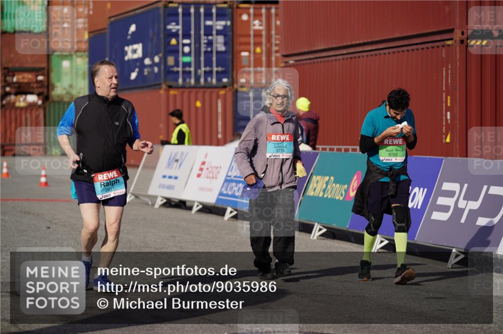 03.10.2025 - Köhlbrandbrückenlauf Michael Burmester http://msf.ph/oto/9035986 03.10.2025 10:53:25 Ziel 2611, 3774 meine-sportfotos.de