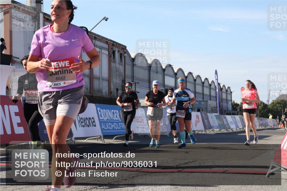 03.10.2025 - Köhlbrandbrückenlauf Luisa Fischer http://msf.ph/oto/9036031 03.10.2025 13:21:43 Ziel 4064, 4067, 4139, 4519, 4843, 4913, 4979, 5329, 5345, 5458, 5894, 5895, 5901, 5981, 6186, 6662 meine-sportfotos.de