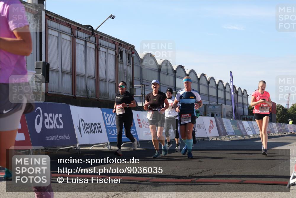 03.10.2025 - Köhlbrandbrückenlauf Luisa Fischer http://msf.ph/oto/9036035 03.10.2025 13:21:44 Ziel 4064, 4067, 4139, 4519, 4843, 4913, 4979, 5329, 5345, 5458, 5894, 5895, 5901, 5981, 6662 meine-sportfotos.de