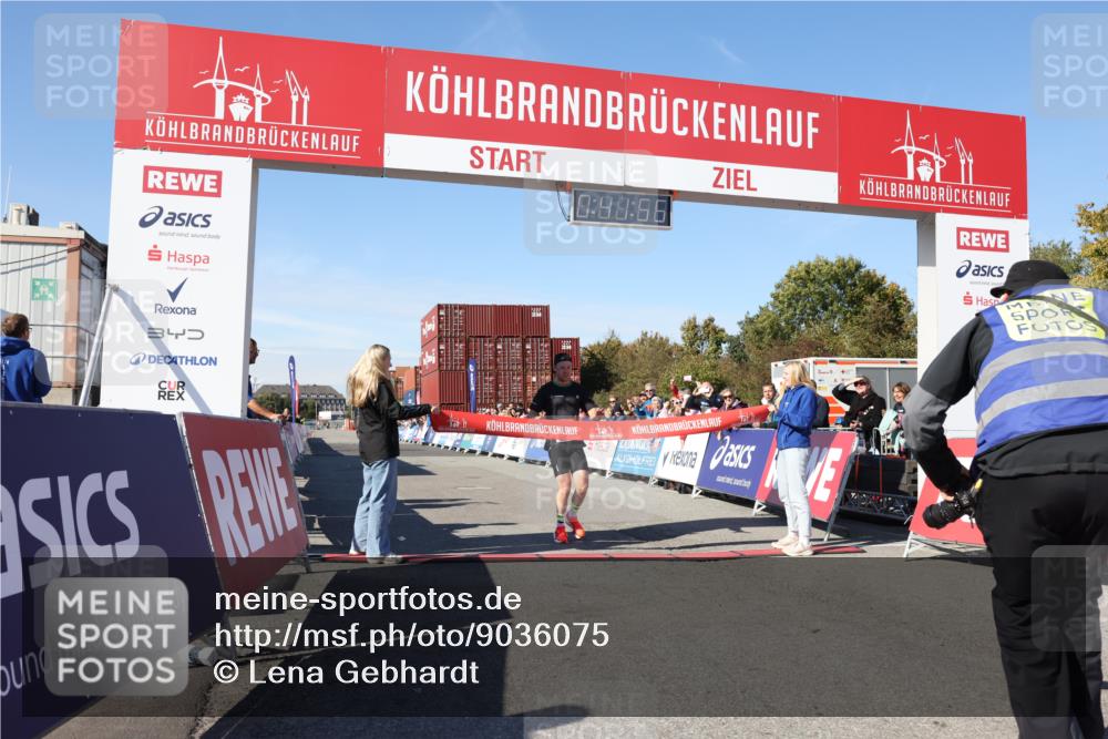 03.10.2025 - Köhlbrandbrückenlauf Lena Gebhardt http://msf.ph/oto/9036075 03.10.2025 12:41:55 Ziel 6099 meine-sportfotos.de