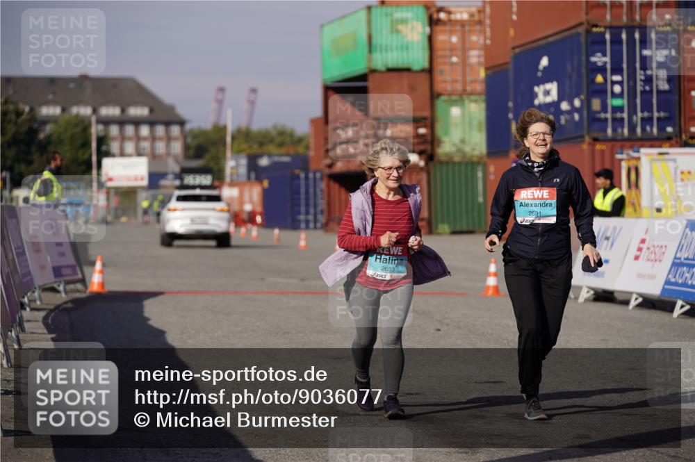 03.10.2025 - Köhlbrandbrückenlauf Michael Burmester http://msf.ph/oto/9036077 03.10.2025 10:53:50 Ziel 2653, 2691 meine-sportfotos.de