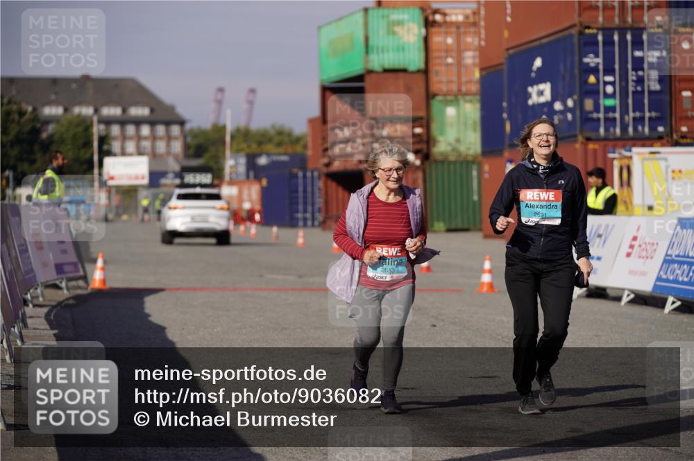 03.10.2025 - Köhlbrandbrückenlauf Michael Burmester http://msf.ph/oto/9036082 03.10.2025 10:53:50 Ziel 2653, 2691 meine-sportfotos.de