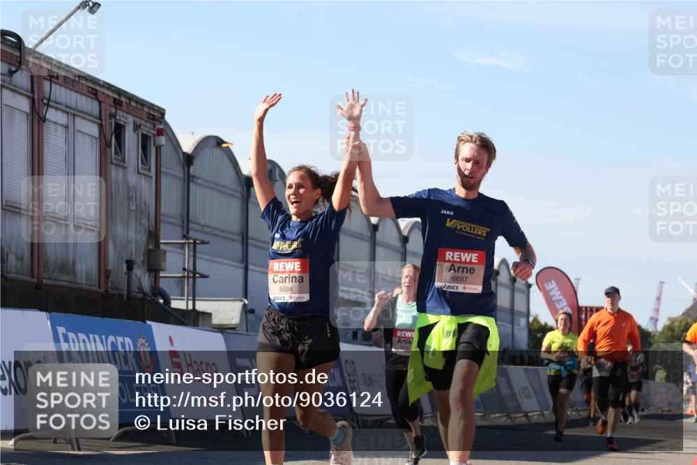 03.10.2025 - Köhlbrandbrückenlauf Luisa Fischer http://msf.ph/oto/9036124 03.10.2025 13:21:57 Ziel 4139, 4291, 4843, 5329, 5776, 6005, 6332, 6532, 6684, 6687 meine-sportfotos.de