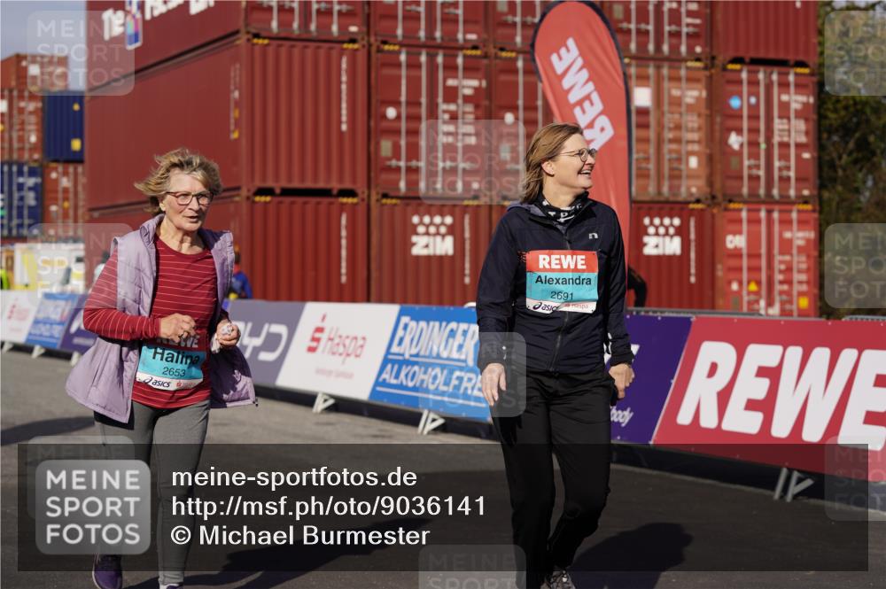 03.10.2025 - Köhlbrandbrückenlauf Michael Burmester http://msf.ph/oto/9036141 03.10.2025 10:53:55 Ziel  meine-sportfotos.de
