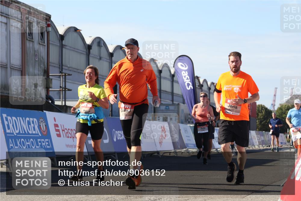 03.10.2025 - Köhlbrandbrückenlauf Luisa Fischer http://msf.ph/oto/9036152 03.10.2025 13:22:01 Ziel 4291, 5180, 5776, 6005, 6237, 6332, 6532, 6684, 6687, 6729 meine-sportfotos.de