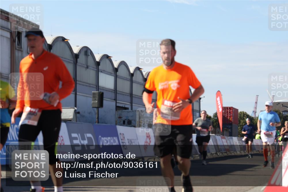 03.10.2025 - Köhlbrandbrückenlauf Luisa Fischer http://msf.ph/oto/9036161 03.10.2025 13:22:02 Ziel 4291, 5180, 5776, 6005, 6237, 6332, 6684, 6687, 6729 meine-sportfotos.de