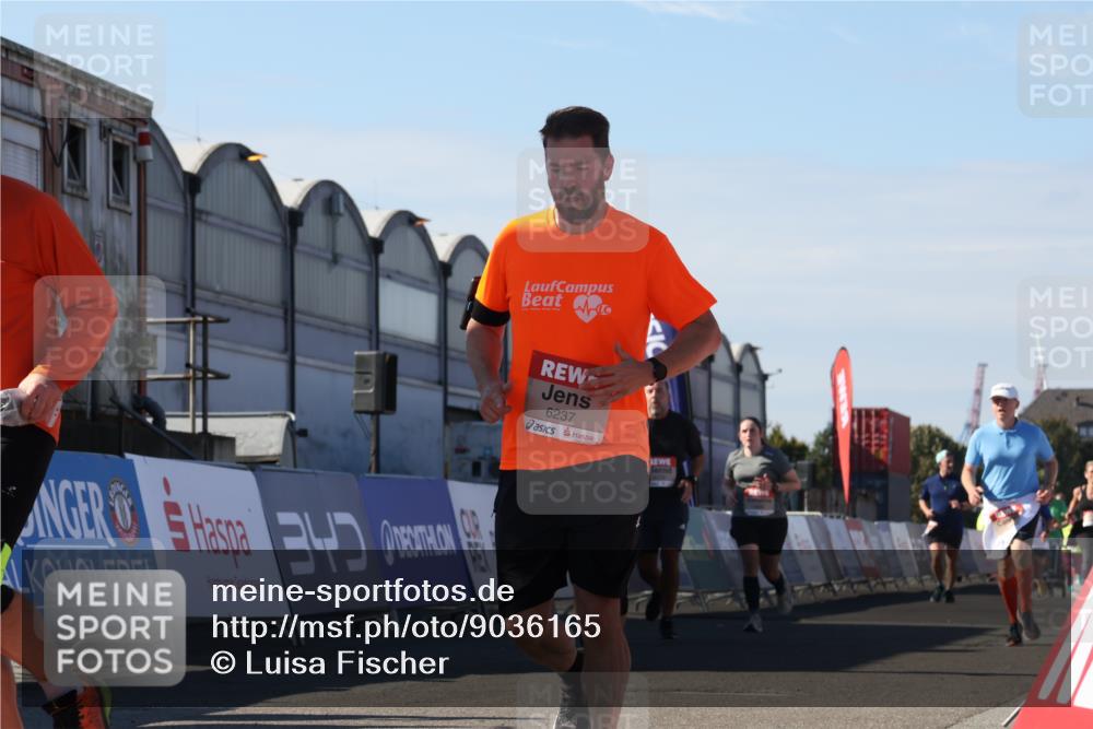 03.10.2025 - Köhlbrandbrückenlauf Luisa Fischer http://msf.ph/oto/9036165 03.10.2025 13:22:03 Ziel 4291, 5180, 5776, 6005, 6173, 6237, 6332, 6416, 6684, 6687, 6729 meine-sportfotos.de