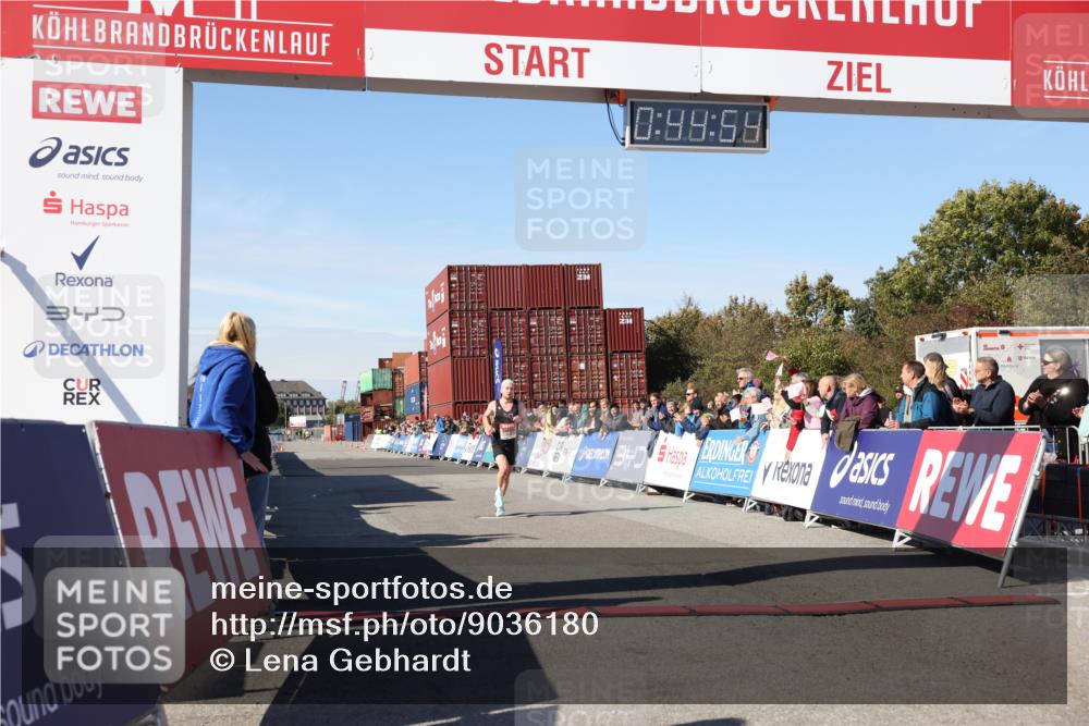 03.10.2025 - Köhlbrandbrückenlauf Lena Gebhardt http://msf.ph/oto/9036180 03.10.2025 12:44:55 Ziel 6610 meine-sportfotos.de