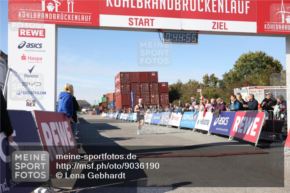 03.10.2025 - Köhlbrandbrückenlauf Lena Gebhardt http://msf.ph/oto/9036190 03.10.2025 12:44:55 Ziel 6610 meine-sportfotos.de