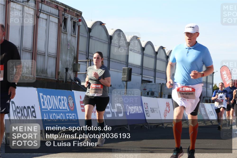 03.10.2025 - Köhlbrandbrückenlauf Luisa Fischer http://msf.ph/oto/9036193 03.10.2025 13:22:08 Ziel 4291, 4706, 4934, 5180, 5776, 6173, 6237, 6332, 6416, 6531, 6684, 6687, 6729 meine-sportfotos.de