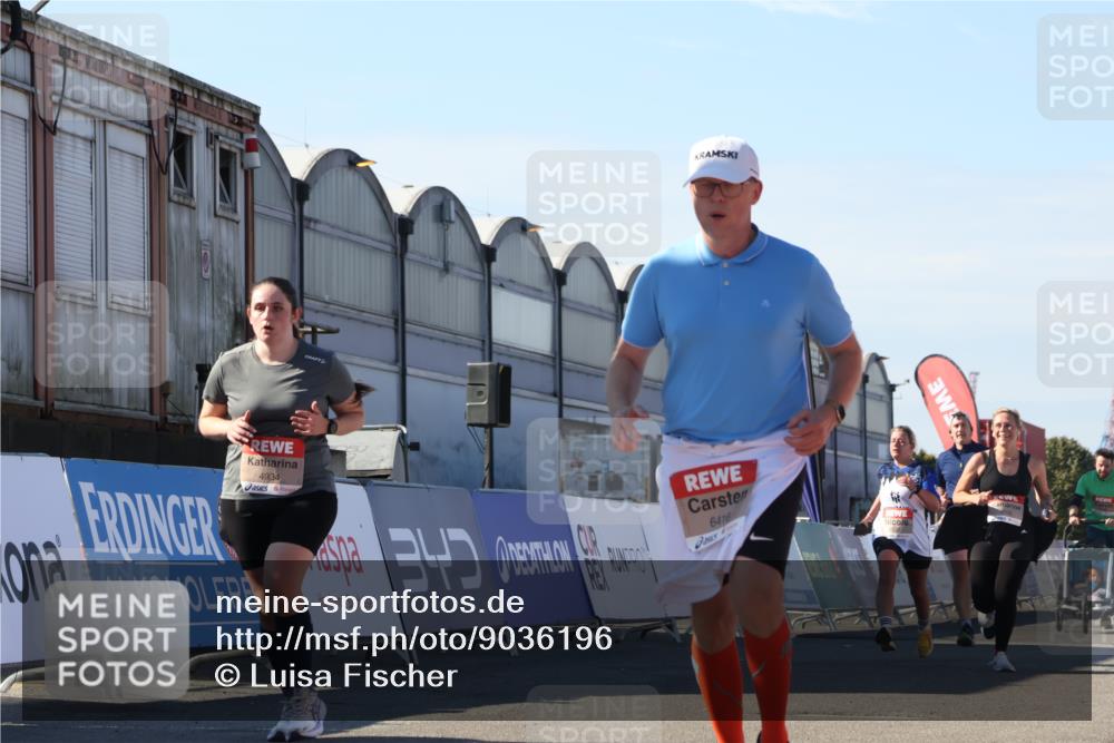 03.10.2025 - Köhlbrandbrückenlauf Luisa Fischer http://msf.ph/oto/9036196 03.10.2025 13:22:08 Ziel 4291, 4706, 4934, 5180, 5776, 6173, 6237, 6332, 6416, 6531, 6684, 6687, 6729 meine-sportfotos.de