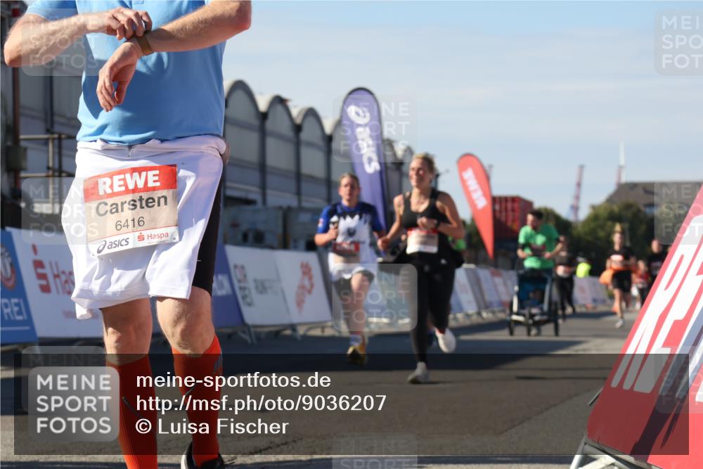03.10.2025 - Köhlbrandbrückenlauf Luisa Fischer http://msf.ph/oto/9036207 03.10.2025 13:22:10 Ziel 4291, 4706, 4934, 5180, 5235, 5776, 6173, 6237, 6332, 6416, 6531, 6729 meine-sportfotos.de