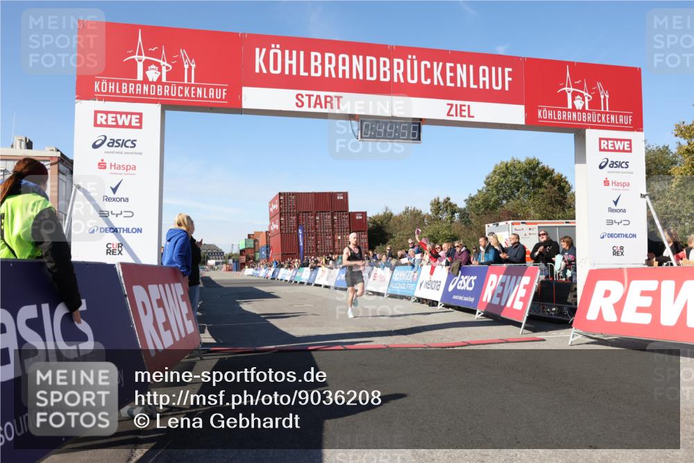 03.10.2025 - Köhlbrandbrückenlauf Lena Gebhardt http://msf.ph/oto/9036208 03.10.2025 12:44:56 Ziel 6610 meine-sportfotos.de